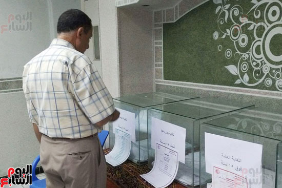 إقبال متوسط على انتخابات التجديد النصفى ببورسعيد