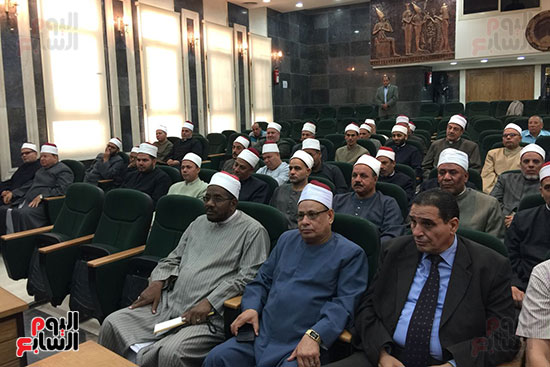 جانب-من-الاجتماع-(3)