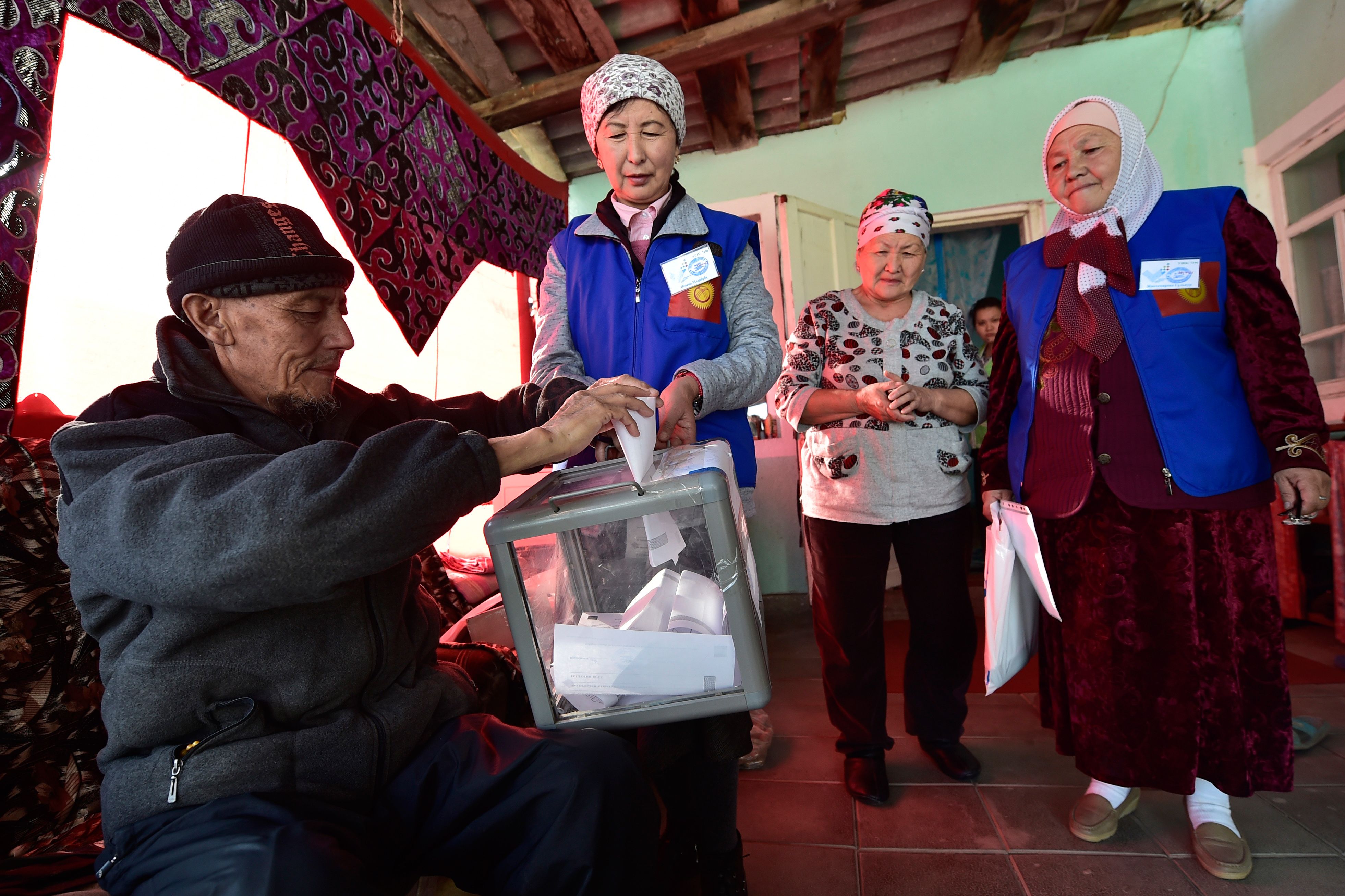 انتخابات الرئاسة فى قرغيزستان