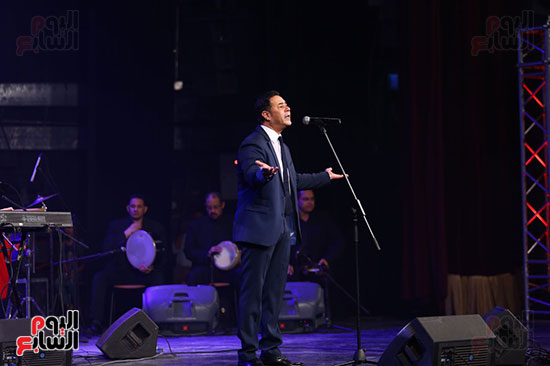 افتتاح مهرجان الاسكندرية للأغنية وتكريم نجوم الفن  (16)