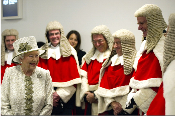 الملكة اليزابيث