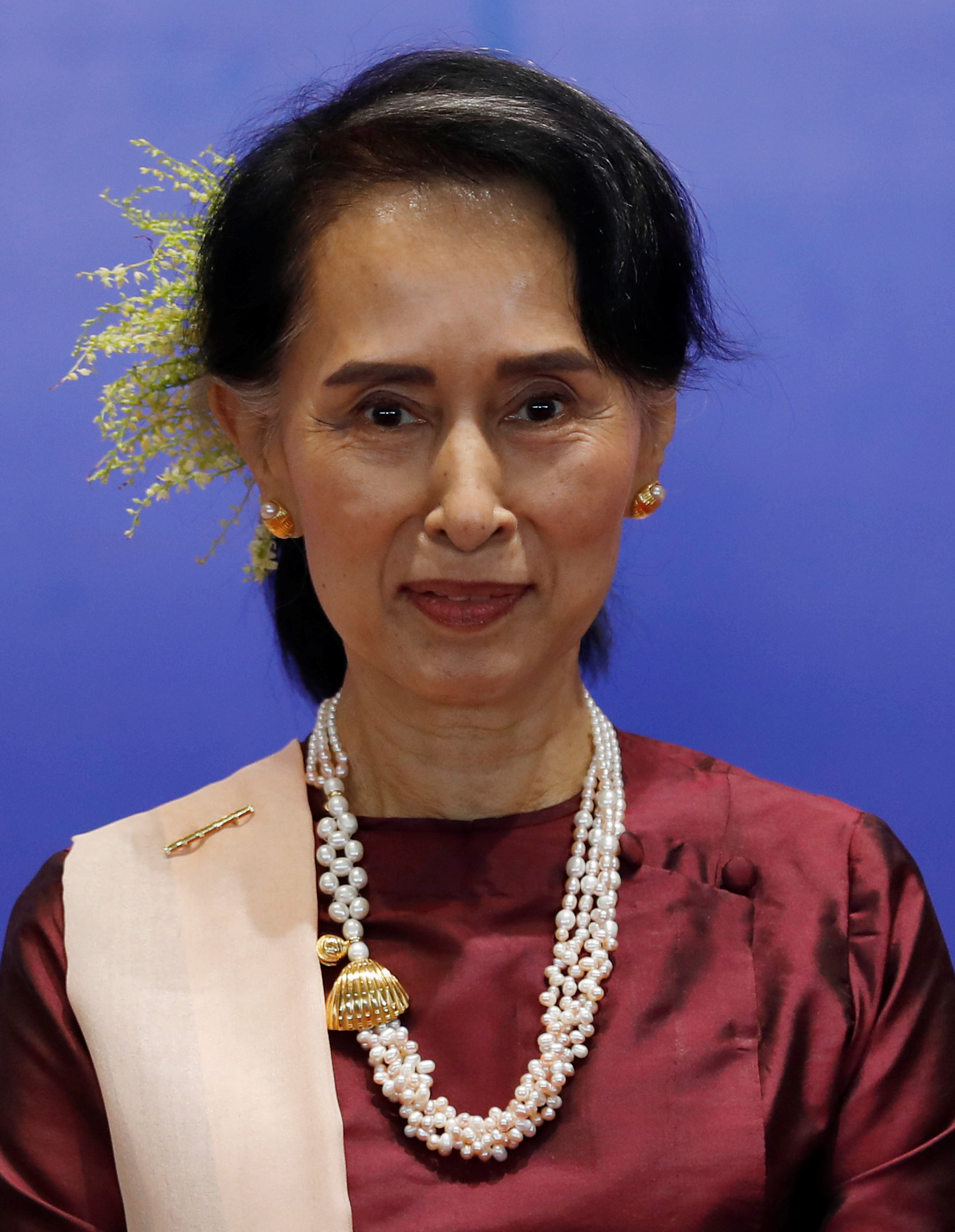زعيمة ميانمار تحتفل بذكرى اتفاق وقف النار
