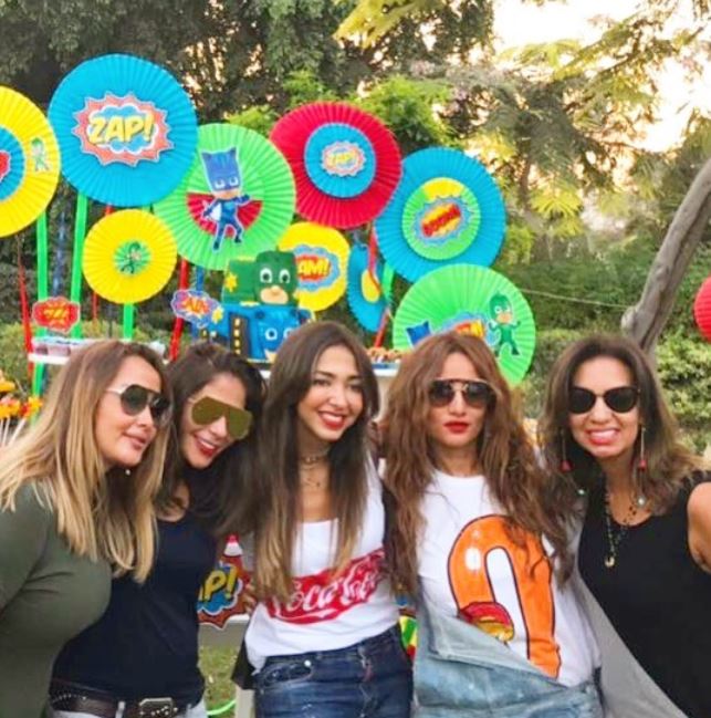 منى زكى فى عيد الميلاد