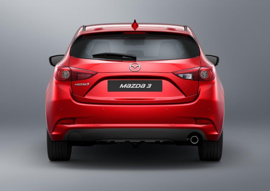 Mazda3_16CYIPM_CUT027_GER_MID_5HB_Exterior_REAR-(Low)