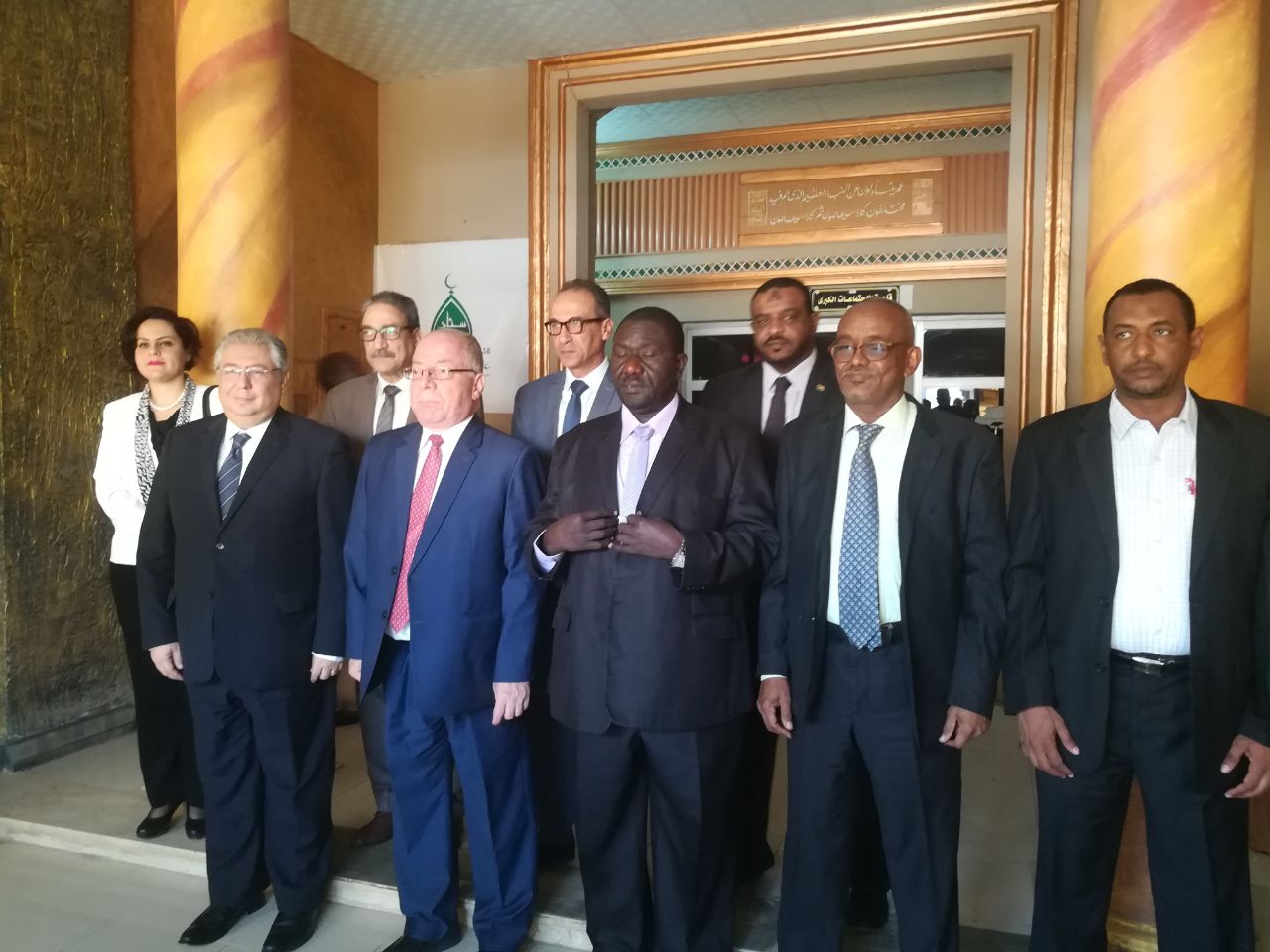 لقاء حلمى النمنم ووزير الثقافة السودانى (1)