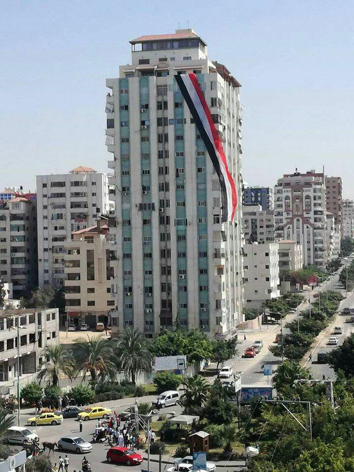 العلم المصرى يزين منازل قطاع غزة