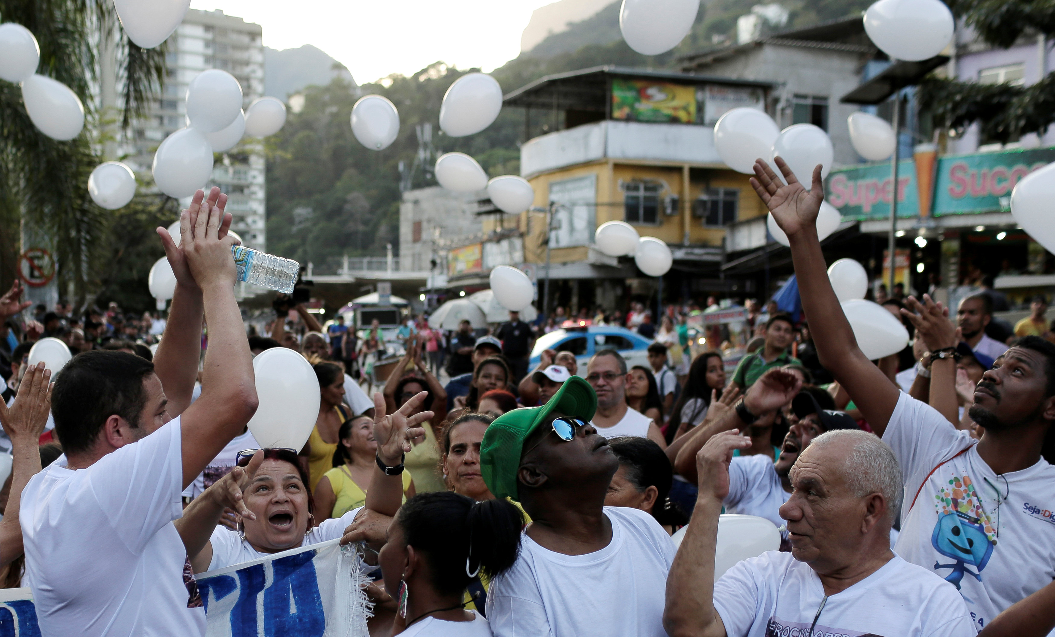 احتجاجات واسعة ضد عنف الشرطة البرازيلية فى ريو دى جانيرو