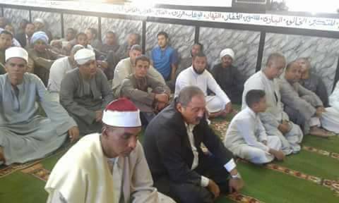  رئيس مدينة إسنا يشهد إفتتاح مسجد "عمر بن الخطاب" بقرية حاجر كومير