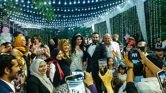 زواج أحمد سعد وسمية الخشاب    (7)