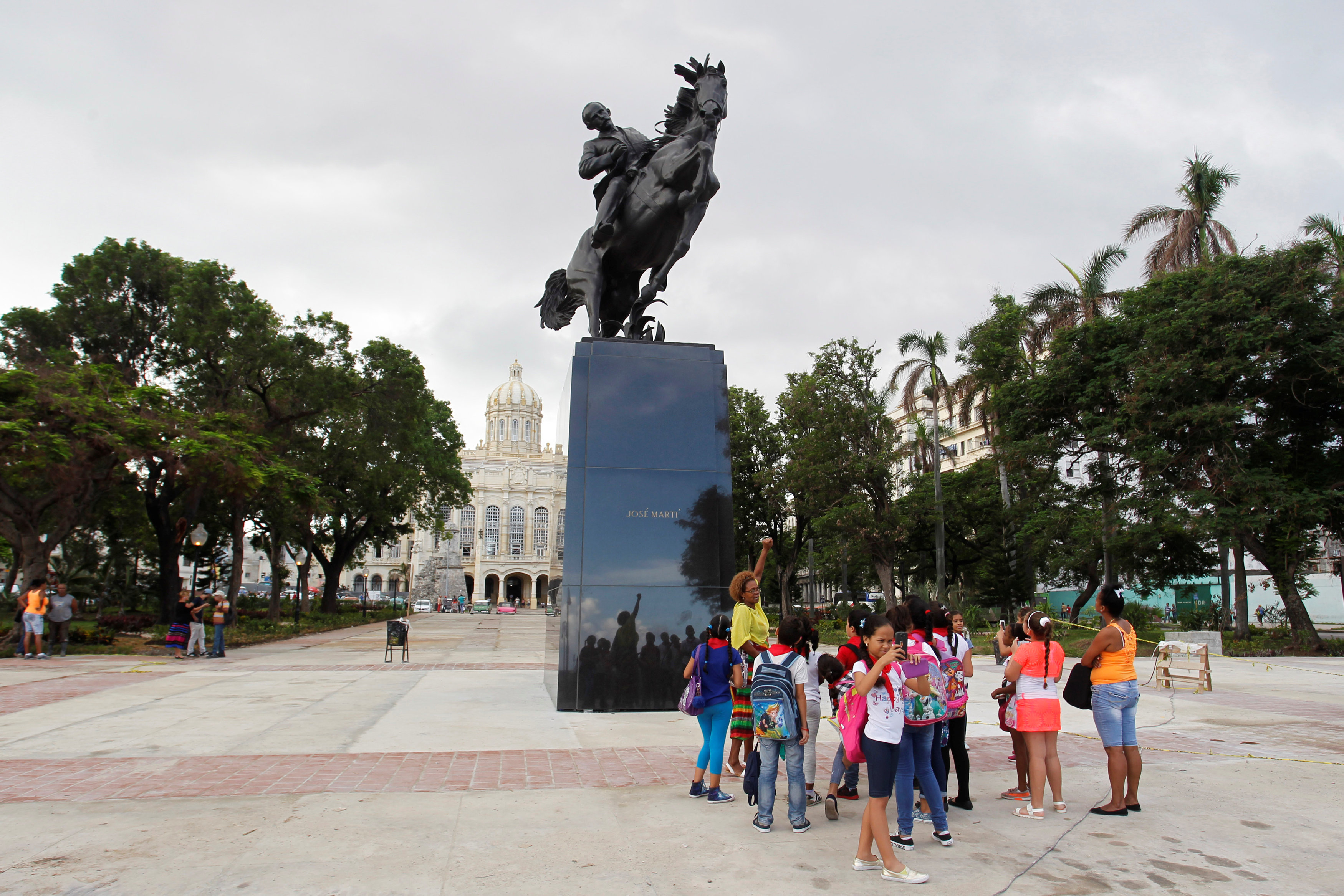 كوبا تكشف النقاب عن تمثال لـخوسيه مارتى هدية من نيويورك
