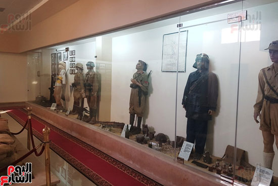 القاعة المشتركة بمتحف العلمين لمقتنيات جنود الدول المتحاربة