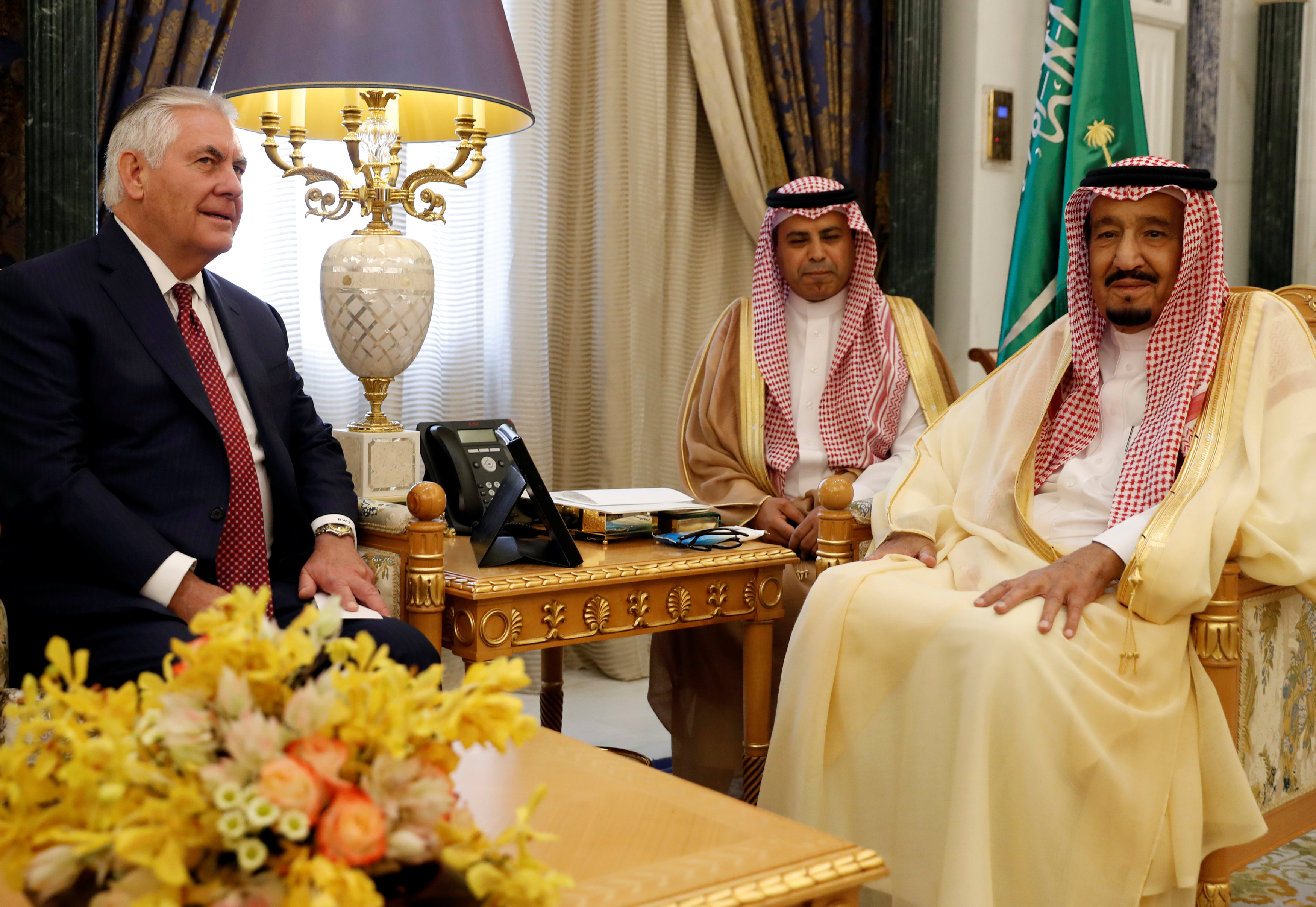 اجتماع الملك سلمان ووزير الخارجية الأمريكى فى الرياض