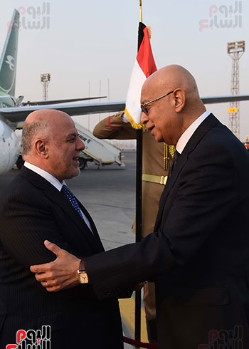 شريف اسماعيل يستقبل رئيس الوزراء العراقى (1)