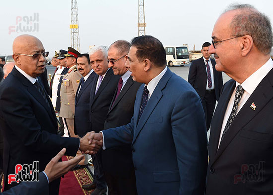 شريف اسماعيل يستقبل رئيس الوزراء العراقى (11)