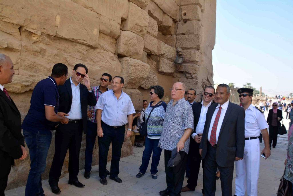           وزير الثقافة التونسي يبدي إعجابه بالحضارة الفرعونية بالاقصر