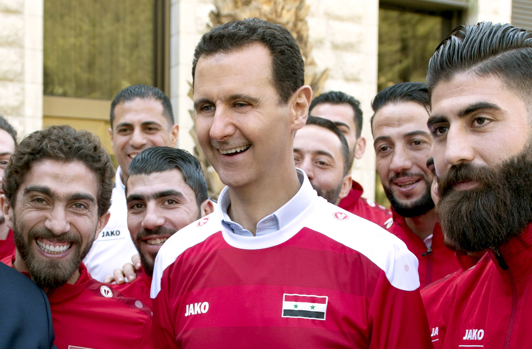 جانب من استقبال الأسد للاعبى المنتخب السورى