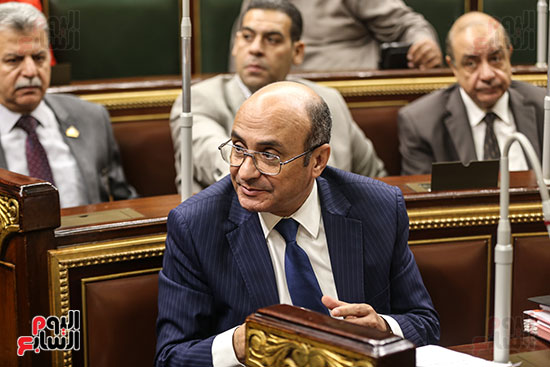 التزام النواب (8)
