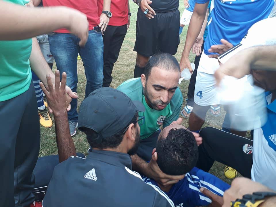 طبيب نبروه ينقذ لاعب طلخا من الموت بعد بلع لسانه فى كأس مصر
