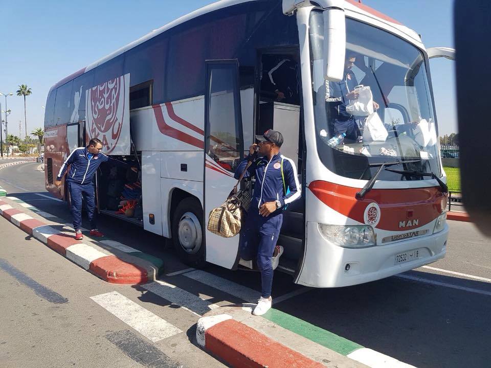 فريق الوداد المغربى يستعد لمغادرة الدار البيضاء