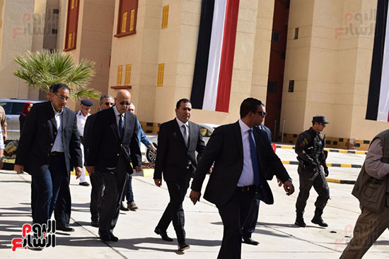 رئيس مجلس الوزراء ينهى جولات 48 ساعة بمشروعات وآثار محافظة الأقصر