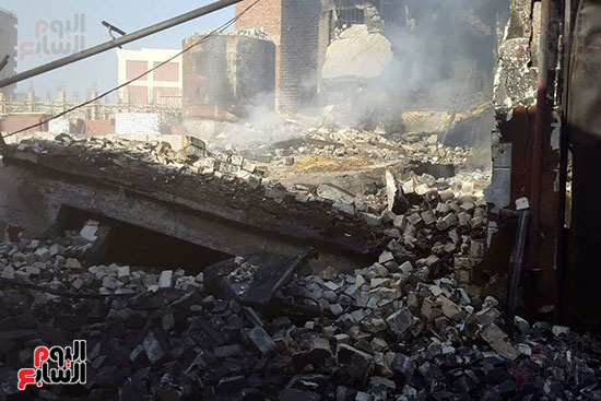 انهيار مصنع الكيماويات بالإسكندرية (5)