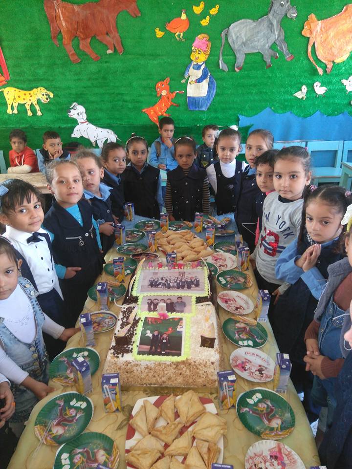 عيد ميلاد جماعي بمدرسة بكفر الشيخ