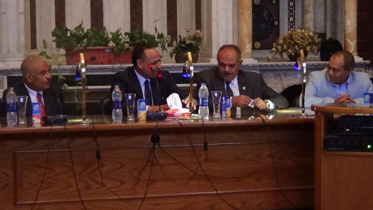 نعيم مصيلحى  رئيس مركز بحوث الصحراء