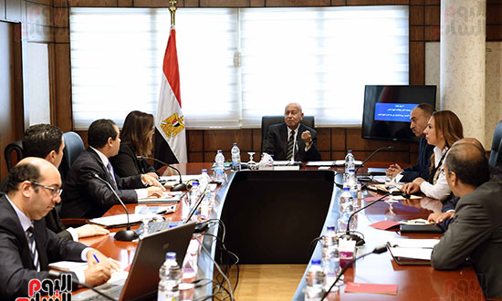 رئيس الوزراء يتابع خطوات نقل الوزارات والهيئات للعاصمة الإدارية الجديدة (1)