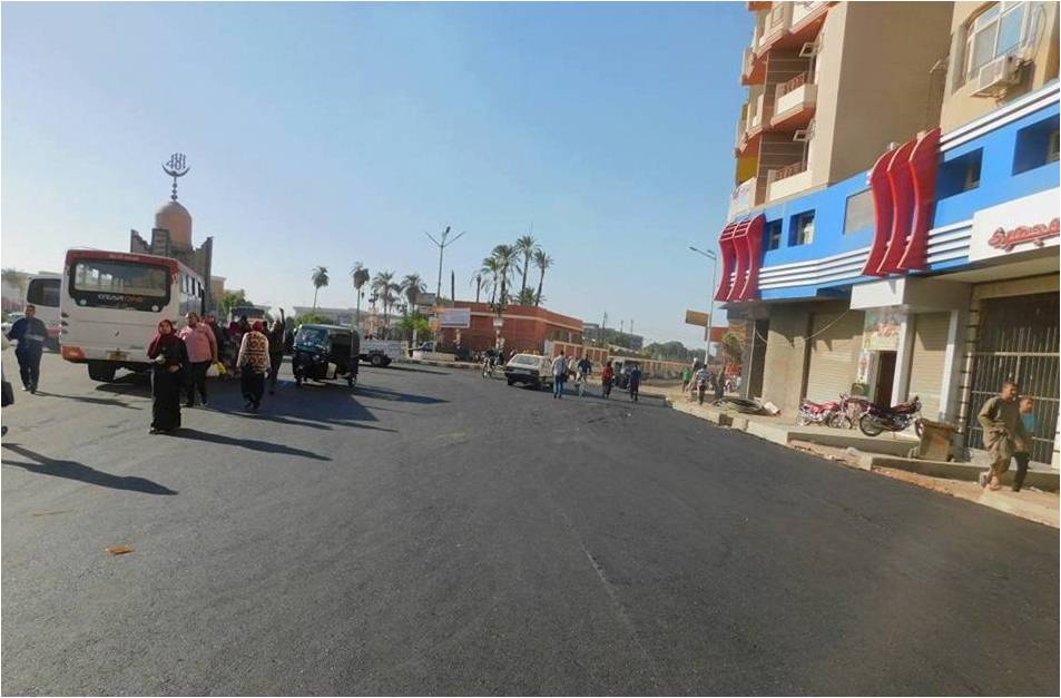 رصف  شوارع بحي شرق أسيوط (4)