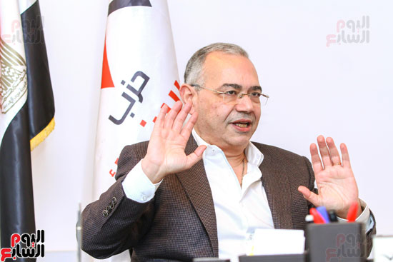 عصام خليل رئيس حزب المصريين الأحرار (3)