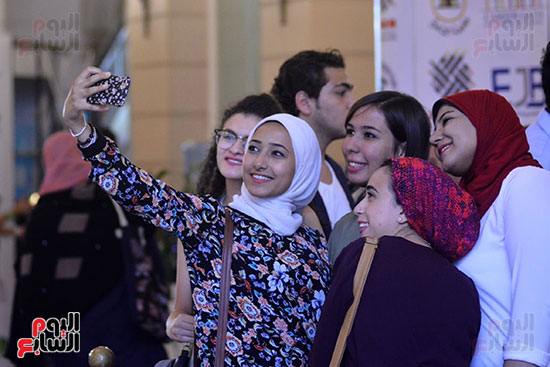 رئيس جامعة القاهرة يستقبل نجوم الإعلام المشاركين في الملتقي العربي الأول  (15)