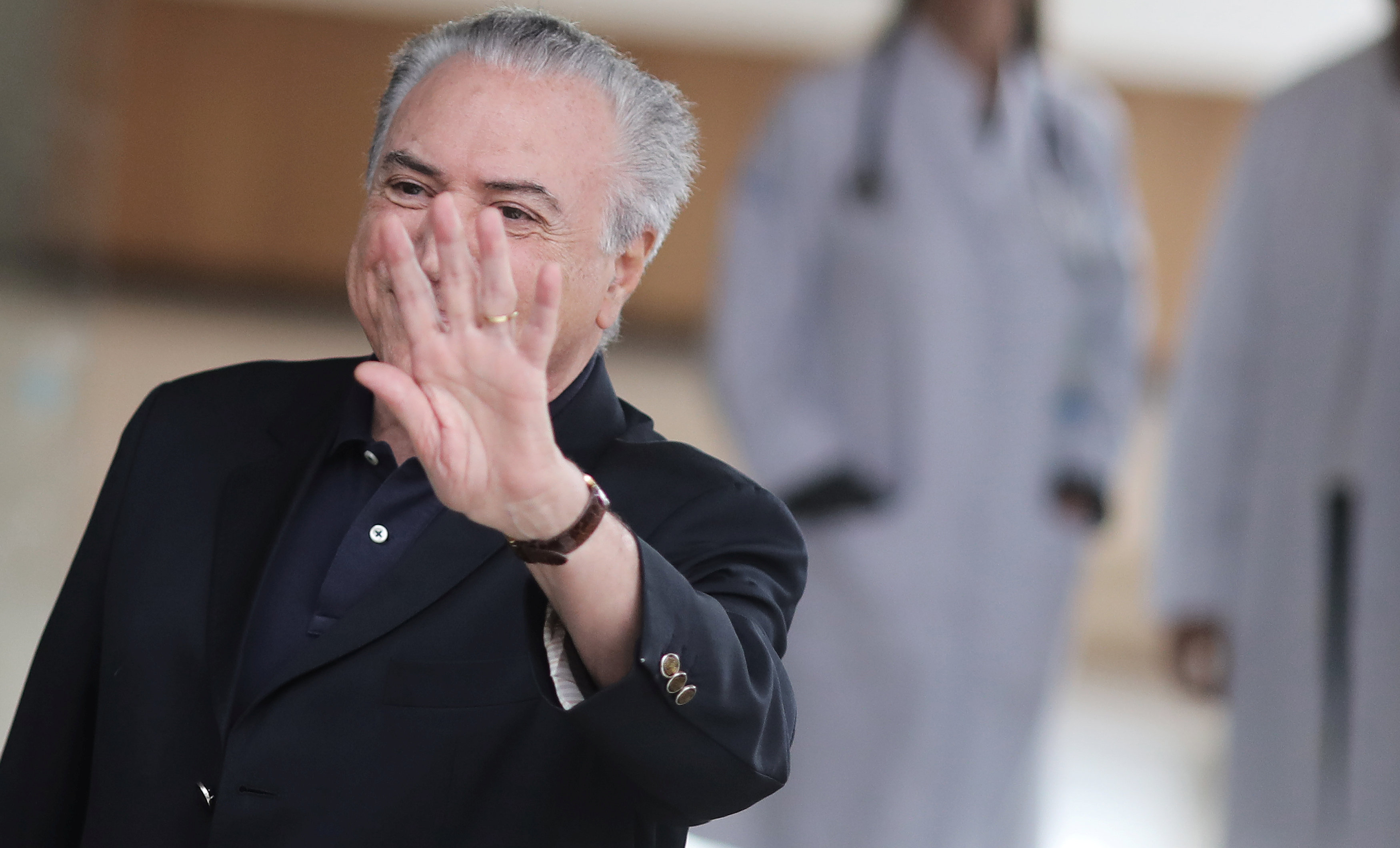 الرئيس البرازيلى  داخل المستشفى