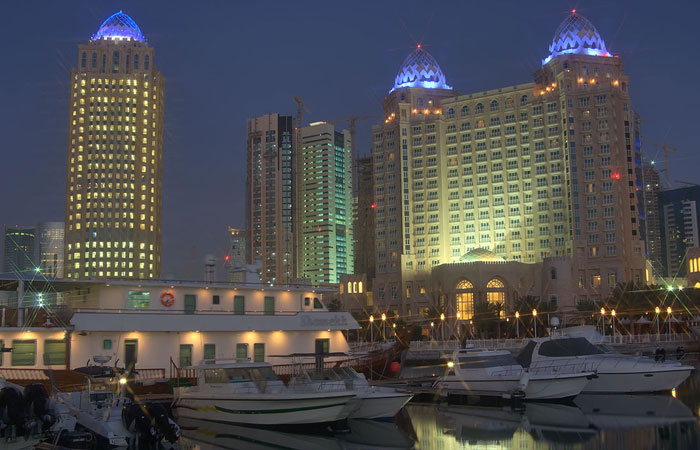 فنادق قطر خاوية
