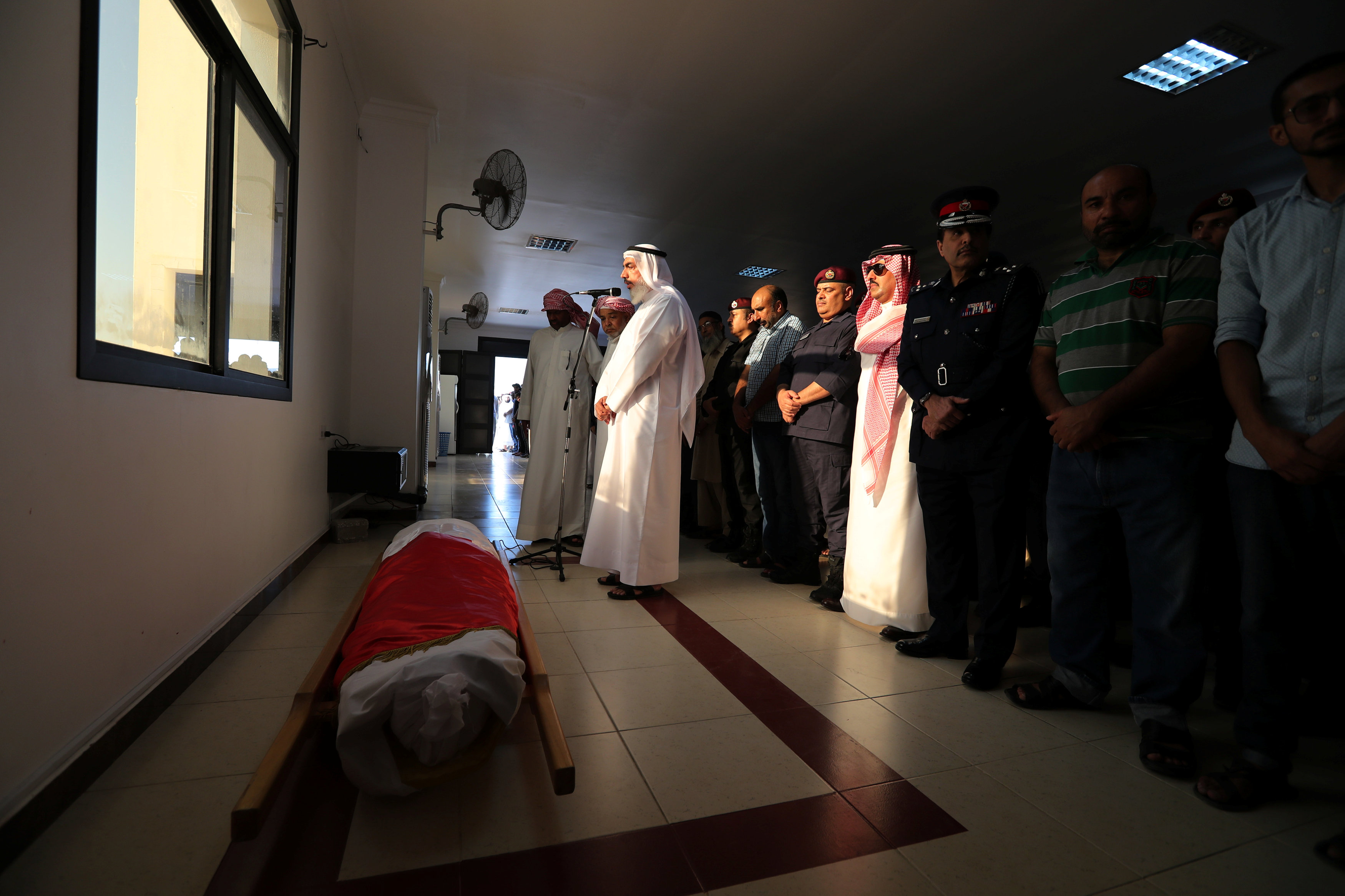الصلاة على شهيد شرطة البحرين
