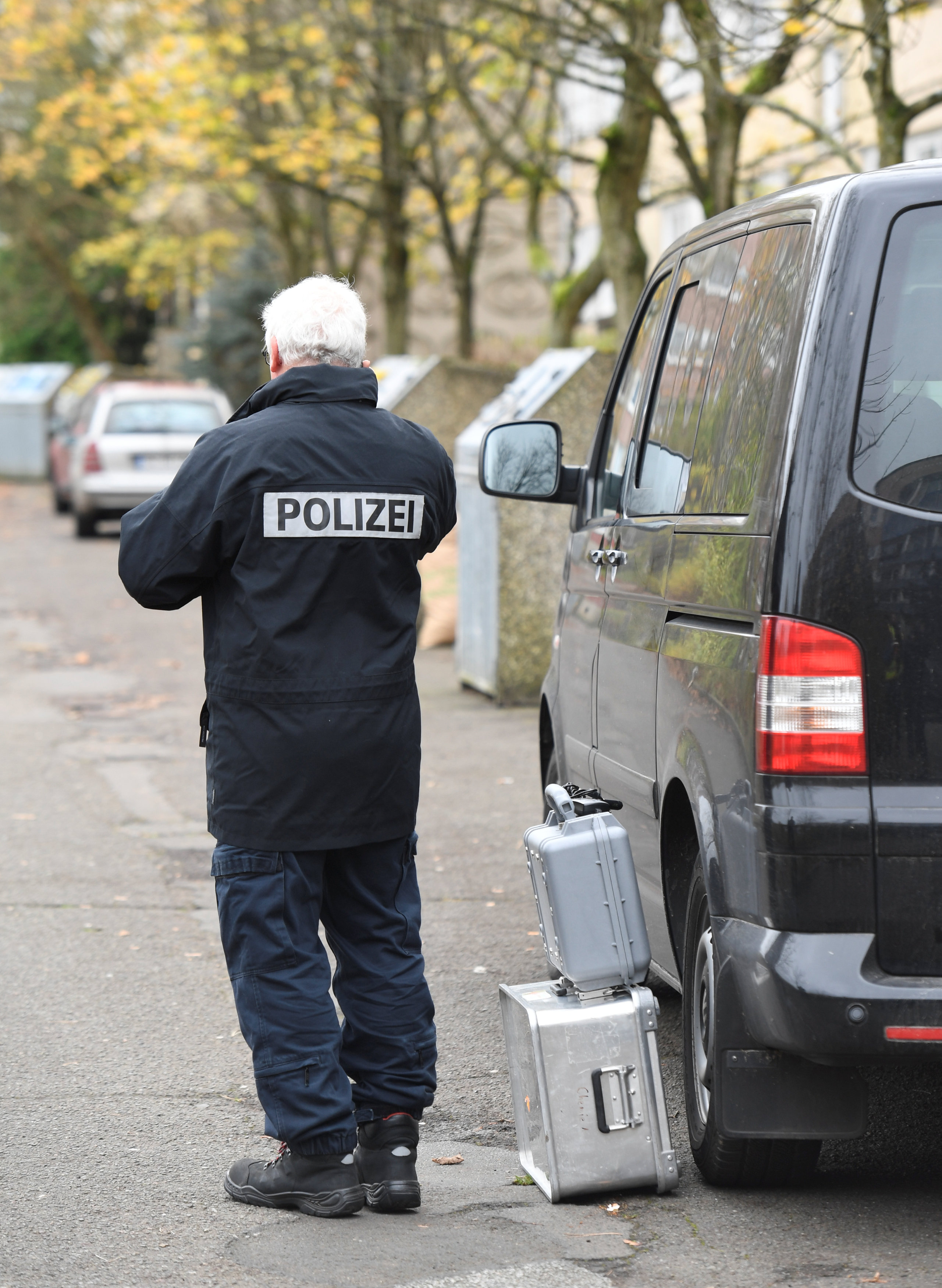 وصول الشرطة الألمانية إلى بلدة يقيم فيها شاب سورى