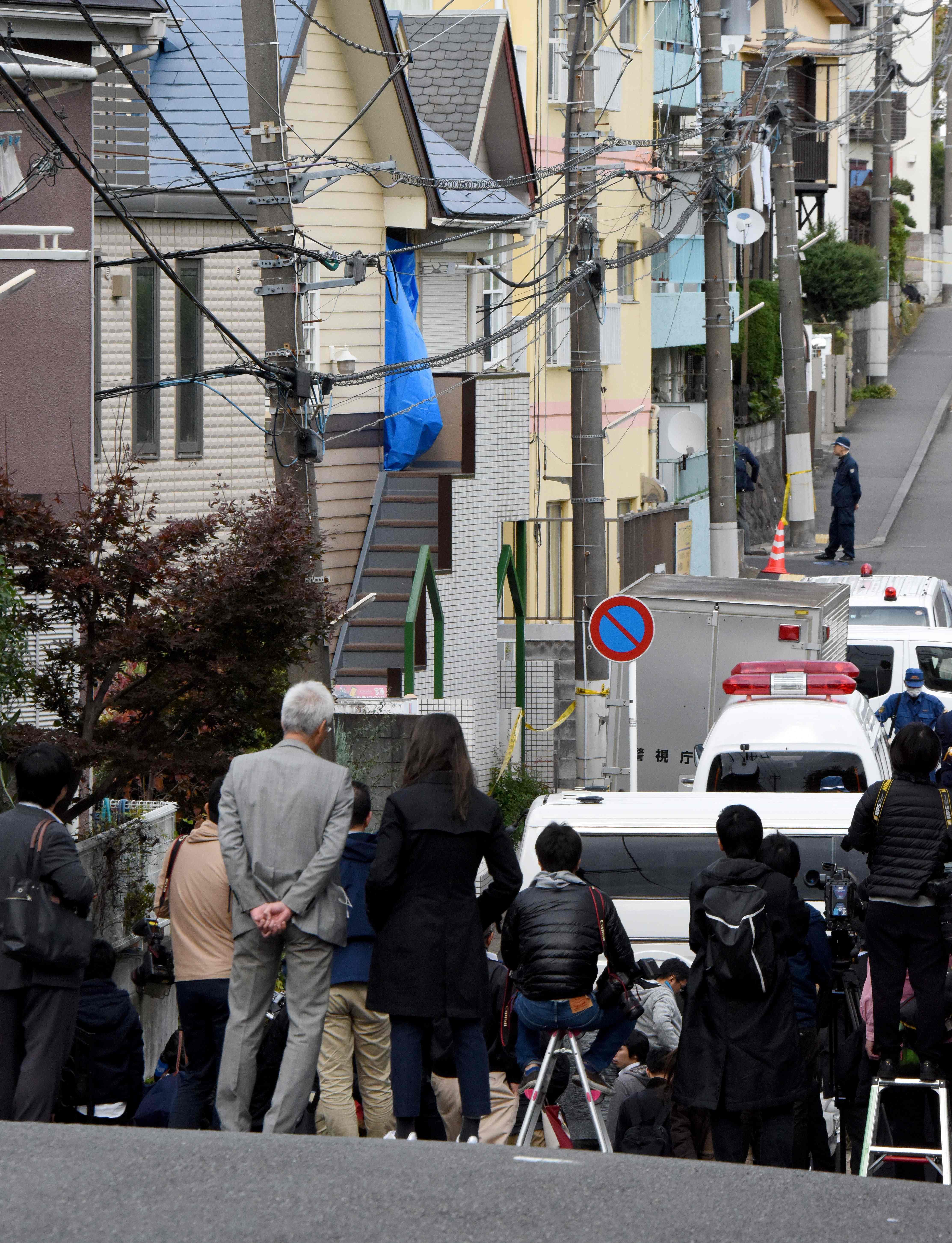 جانب من موقع الحادث