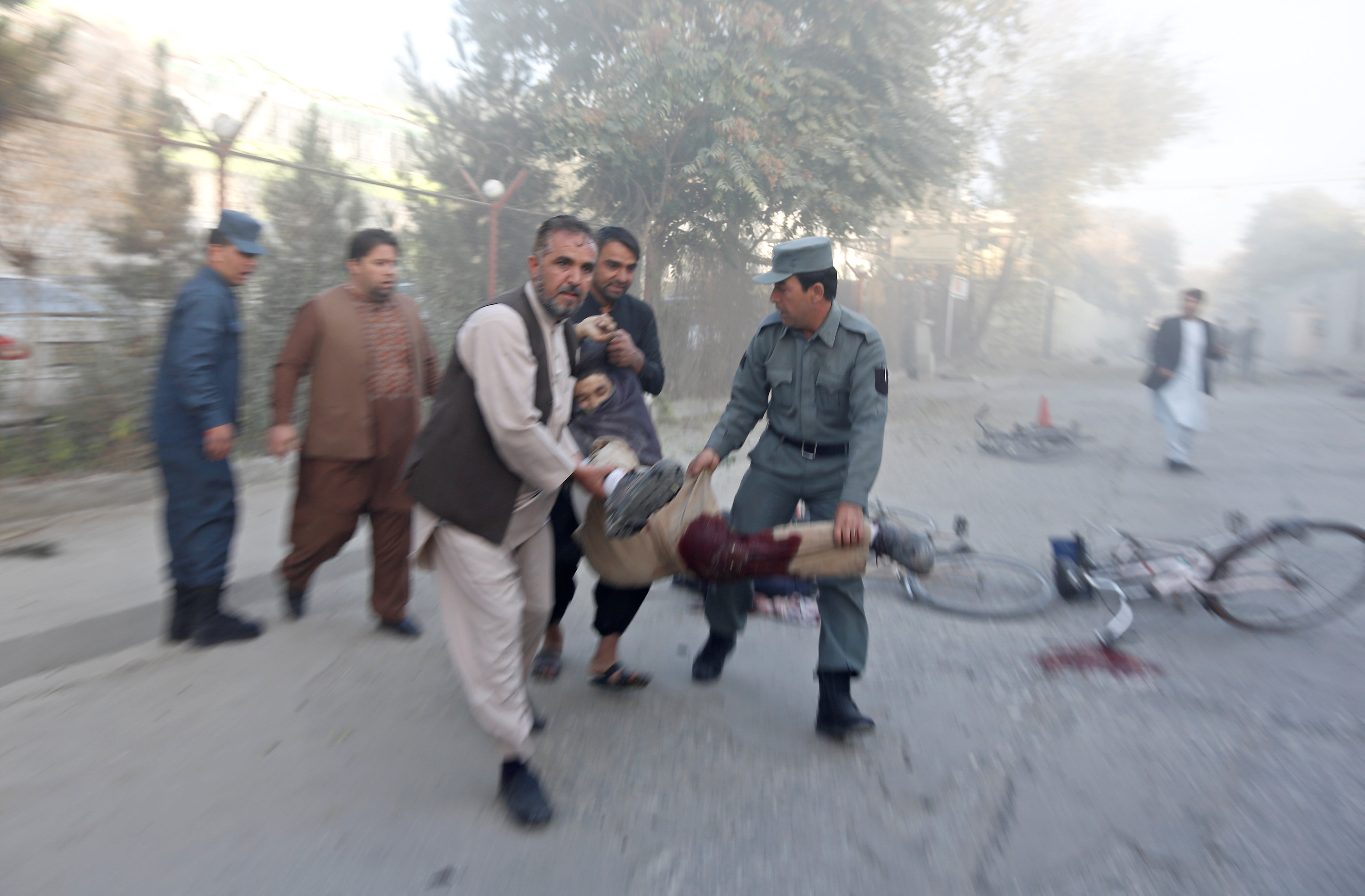 جانب من ضحايا انفجار كابول