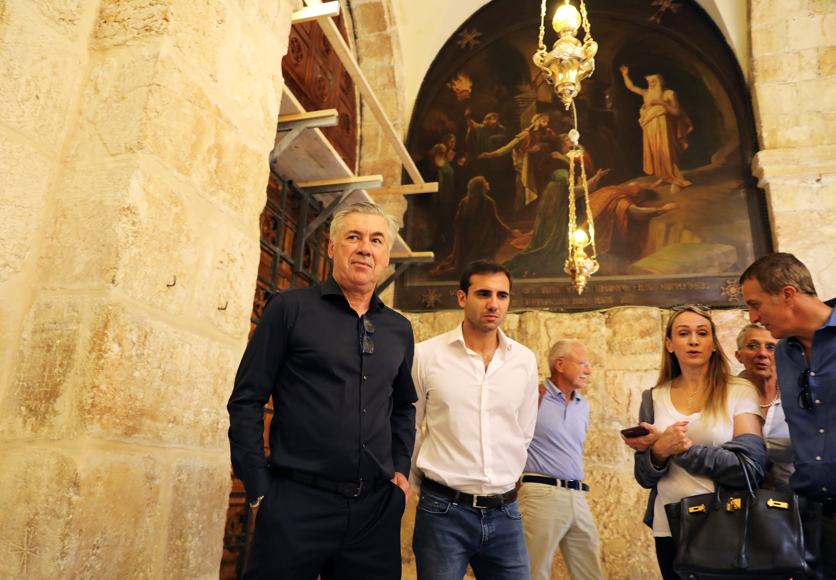 أنشيلوتى فى كنيسة القيامة