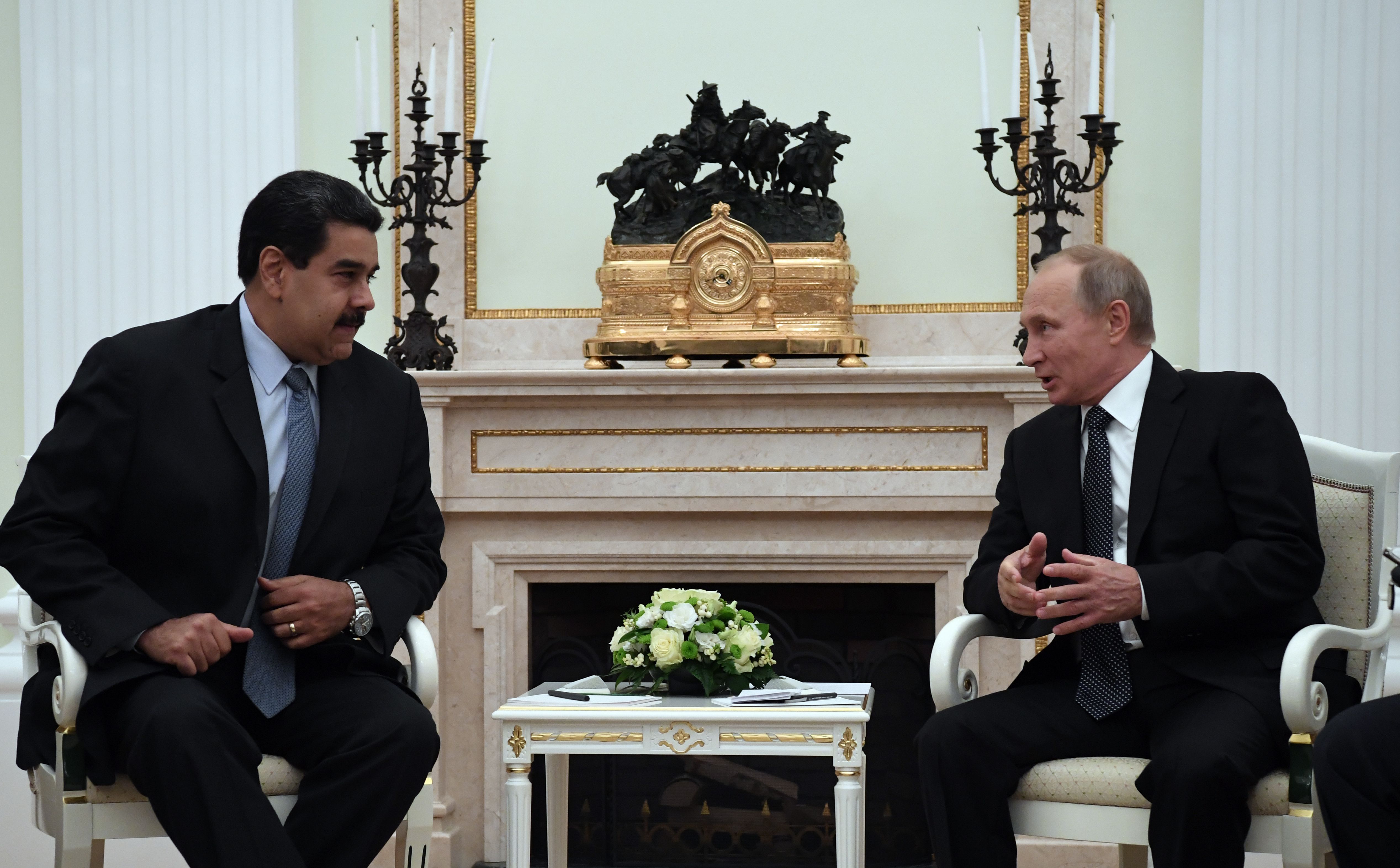 لقاء بوتين ومادورو