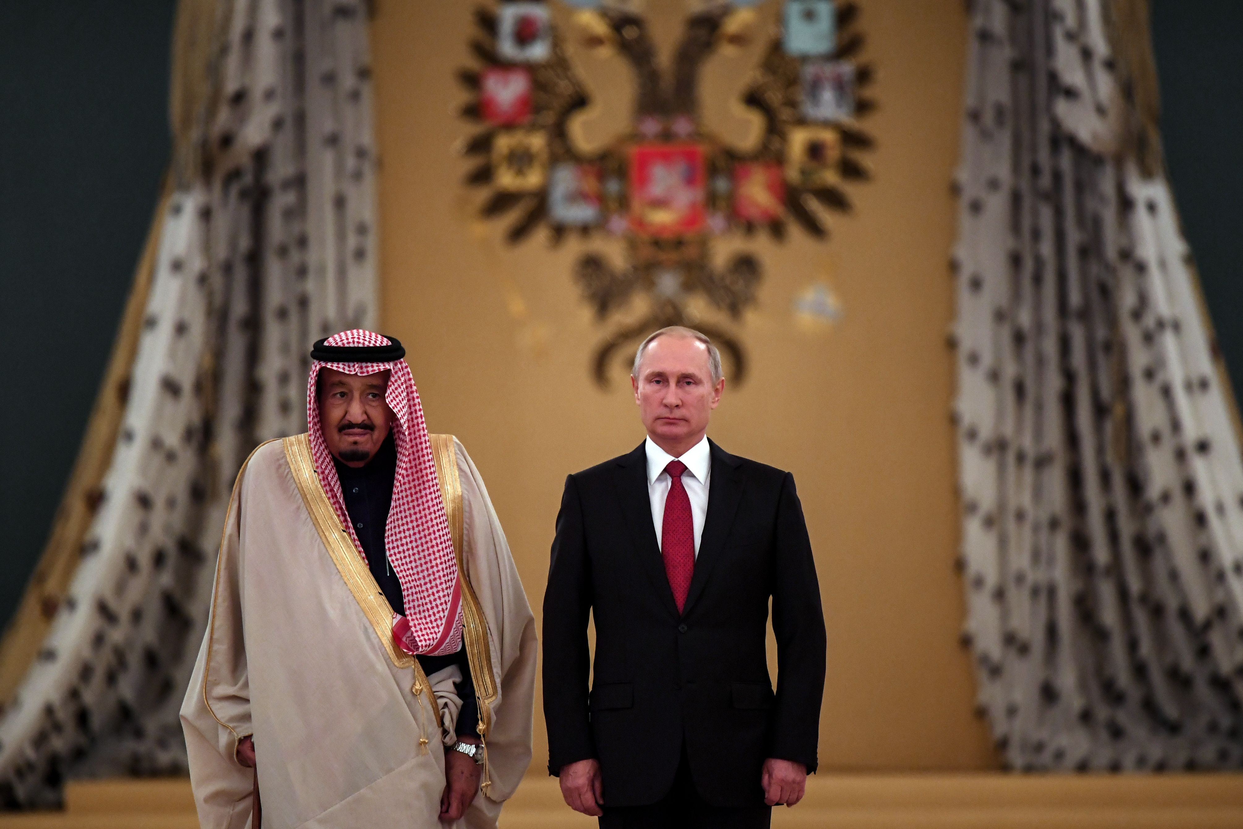 لقاء بوتين والملك السعودى فى موسكو