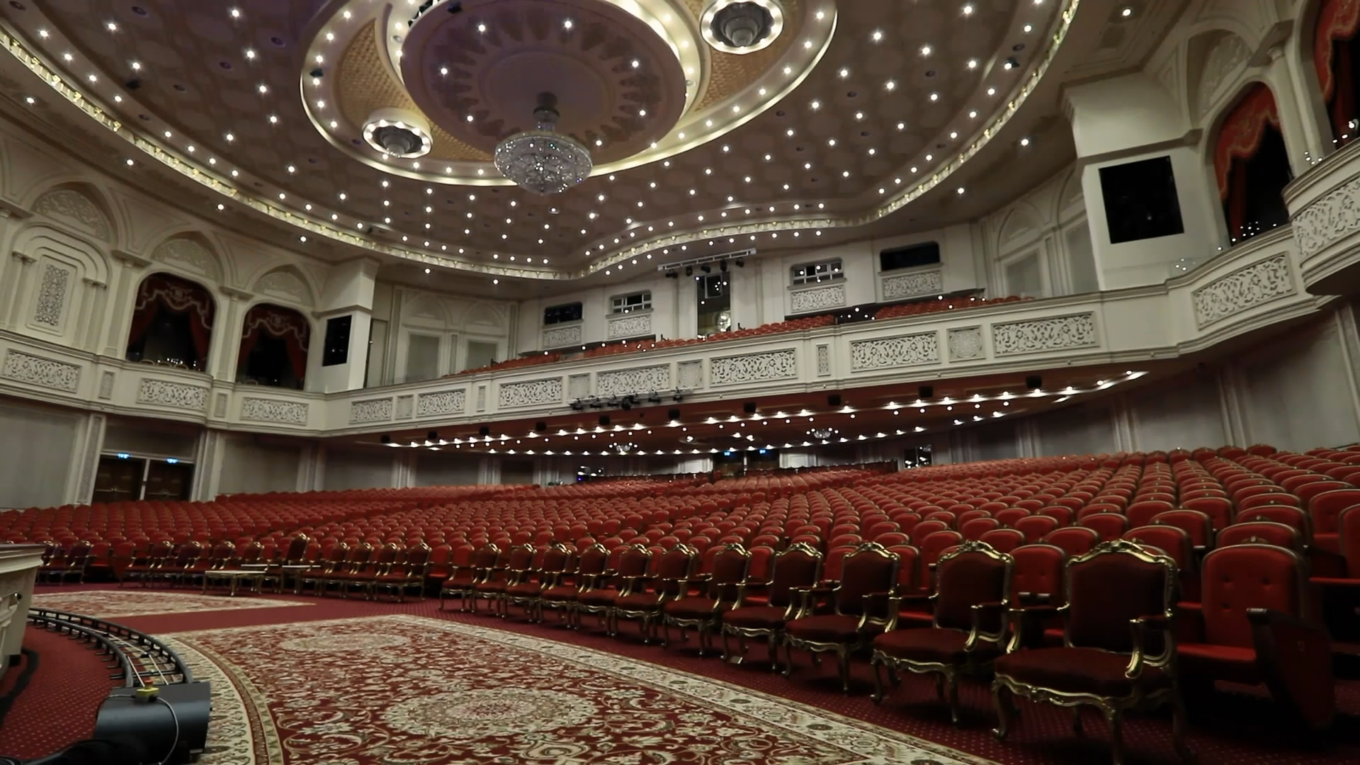 قاعة مؤتمرات بجوار مسجد المشير طنطاوى