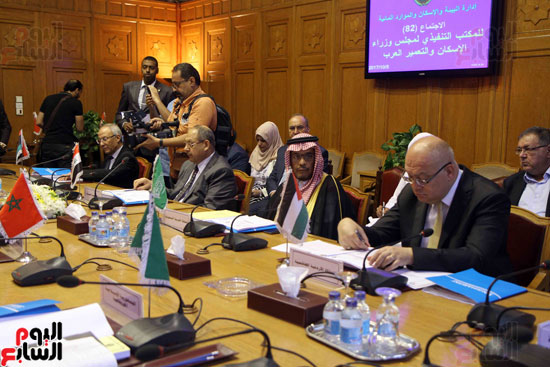 الاجتماع التنفيذى لوزراء الاسكان العرب (9)