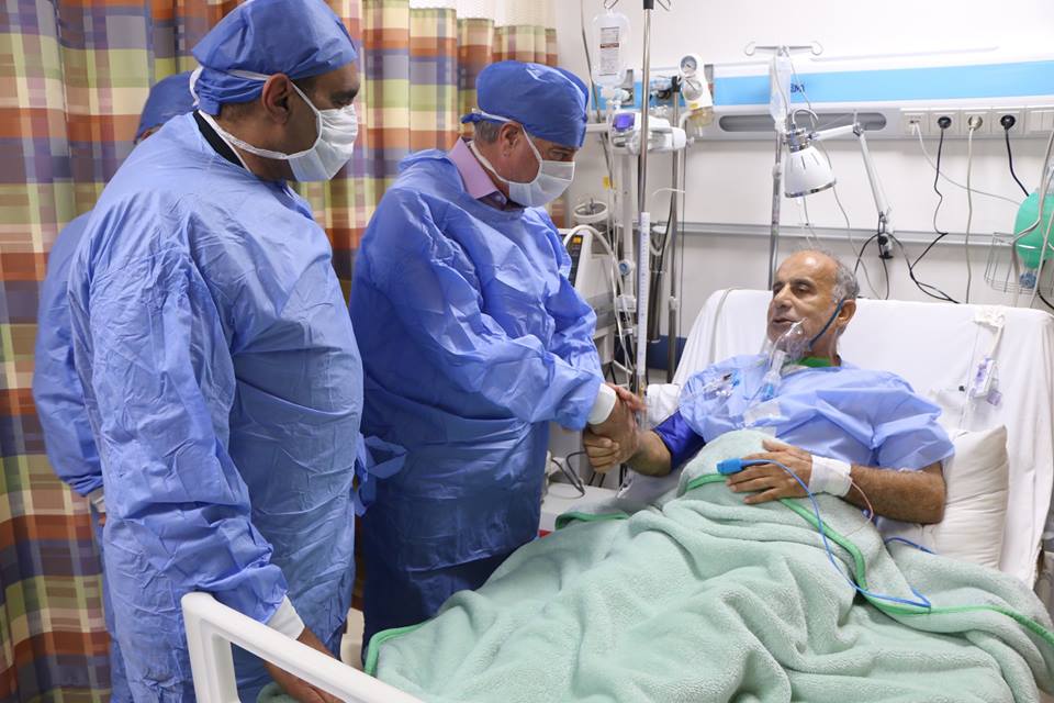 محافظ جنوب سيناء يطمئن على اول  جراحات القلب المفتوح  (4)
