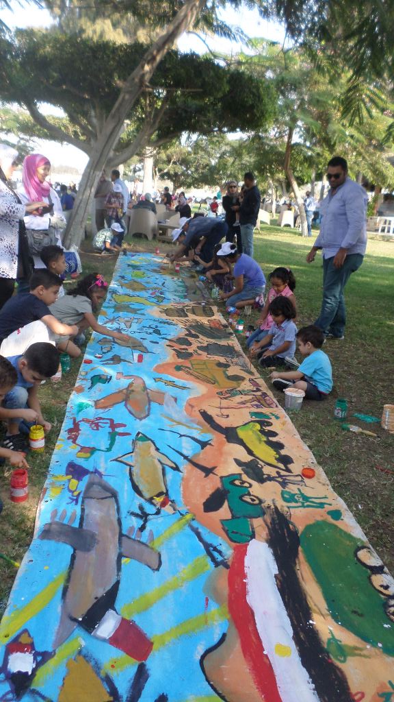 اطفال يرسمون لوحة عن انتصار اكتوبر بالاسماعيلية (4)