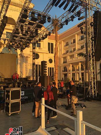 التجهيزات النهائية قبل حفل الليلة لافتتاح فندق الماسة بالعاصمة الإدارية (12)