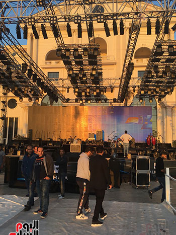 التجهيزات النهائية قبل حفل الليلة لافتتاح فندق الماسة بالعاصمة الإدارية (5)