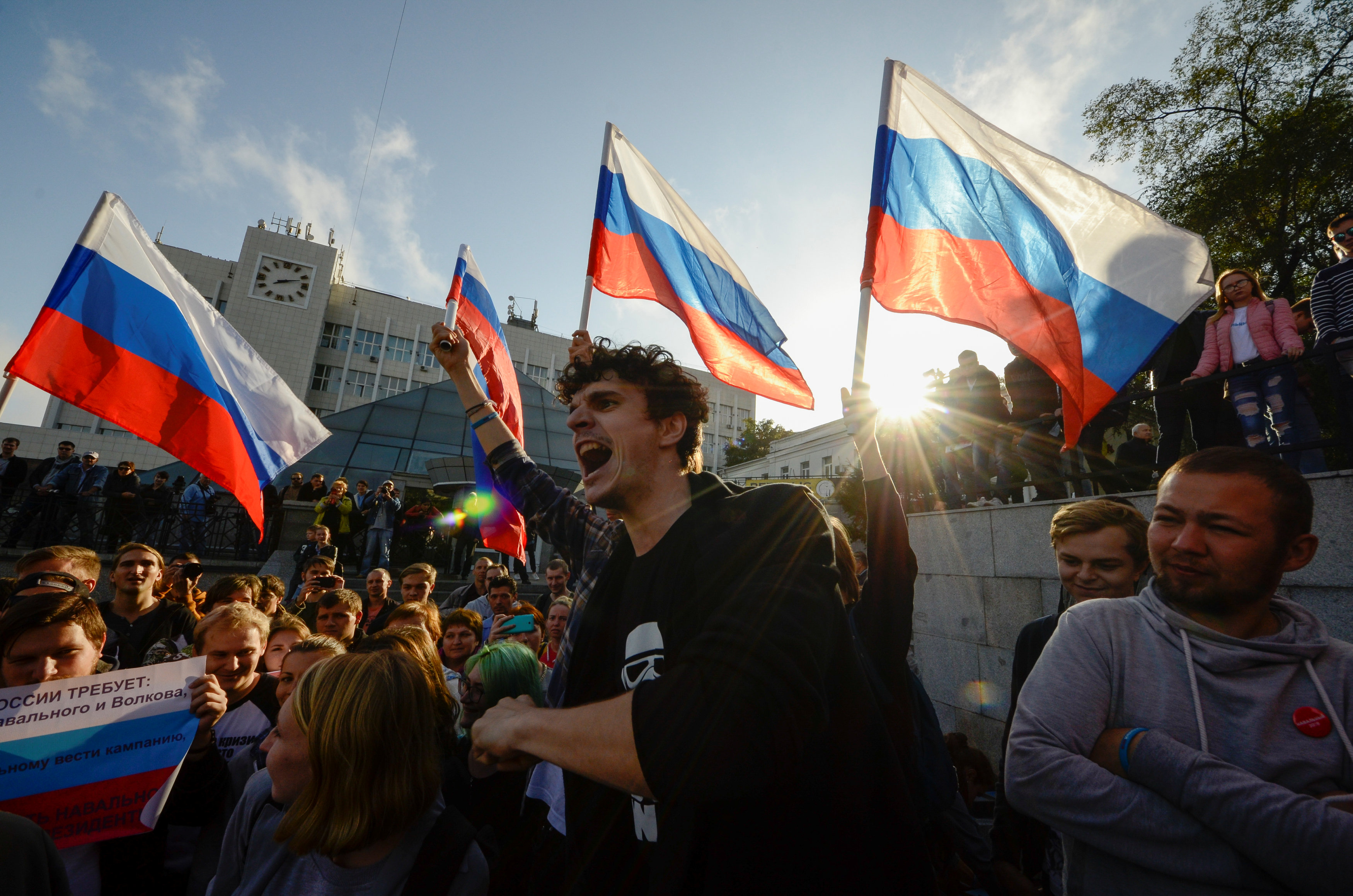 المعارضة الروسية تستجيب لزعيمها وتتظاهر ضد بوتين فى عيد ميلاده