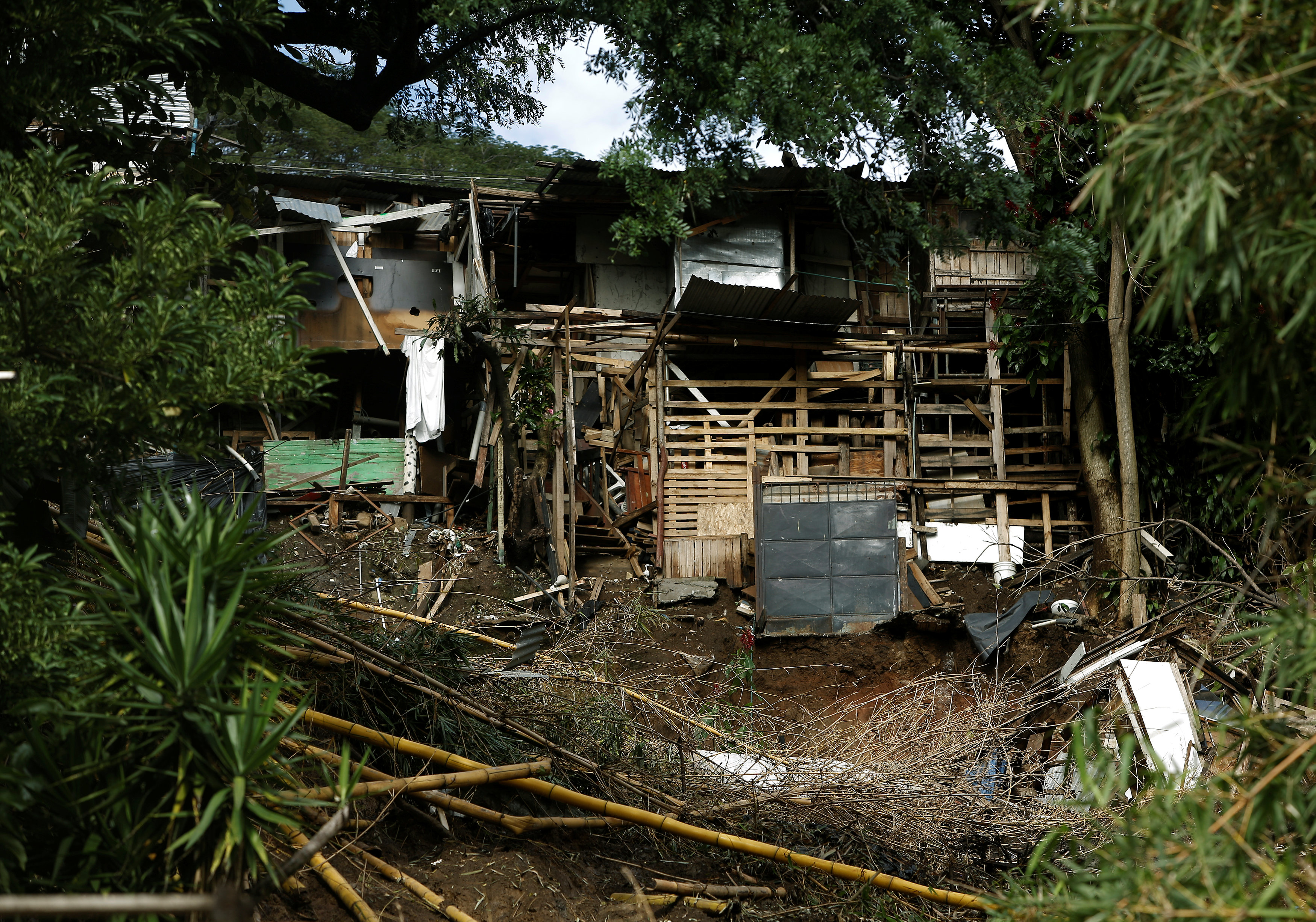 آثار العاصفة فى كوستاريكا