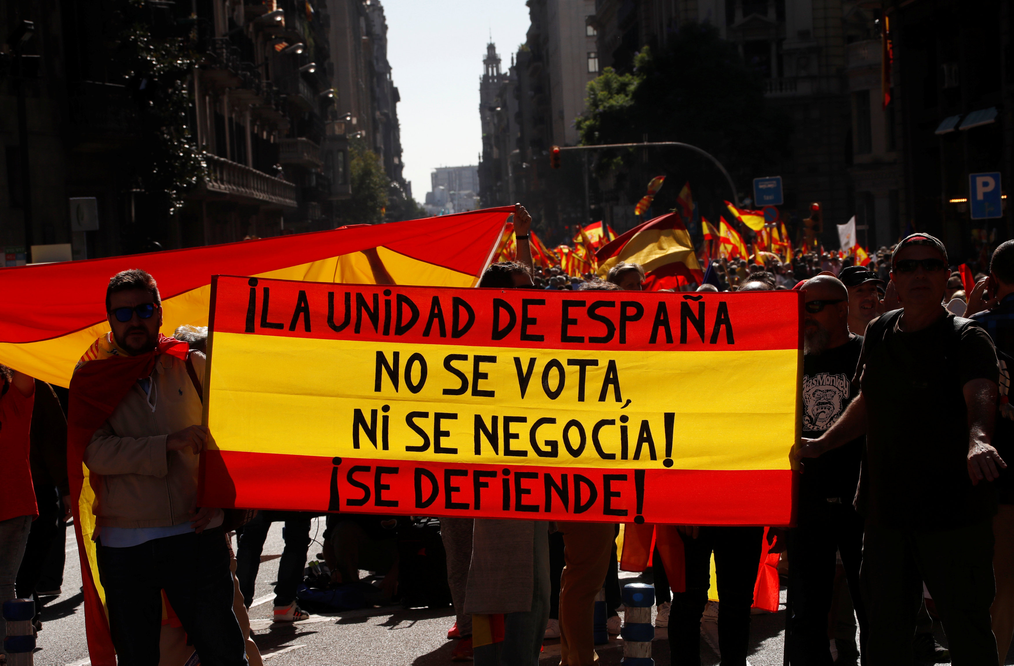 الاحتشاد فى اسبانيا لدعم وحدة البلاد