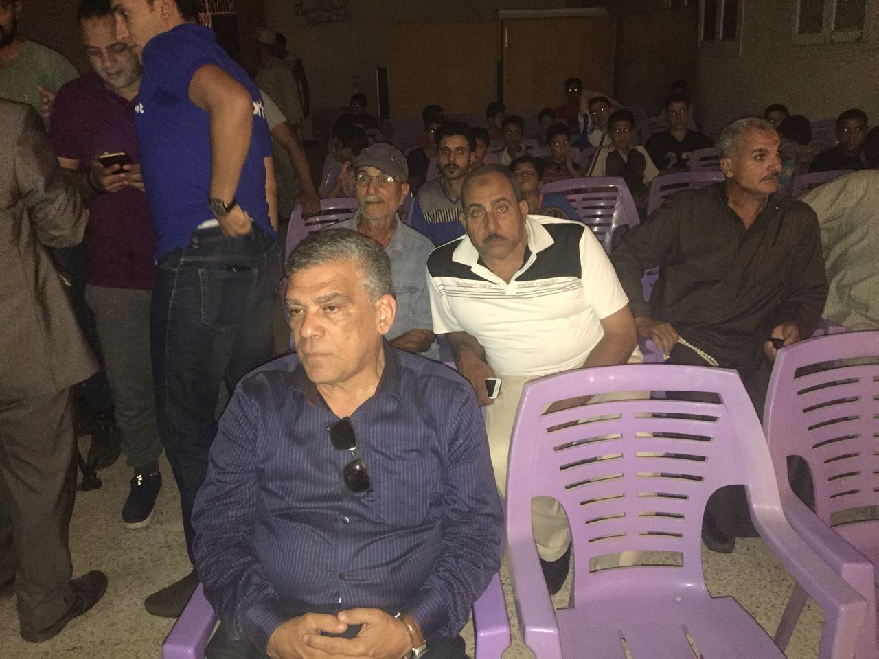  المشجعون بالشرقية يخرجون لمراكز الشباب لمؤازرة المنتخب المصرى (4)